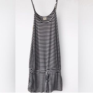 ❤️ O’Neill Black and White Striped Drop Waist Drawstring Romper